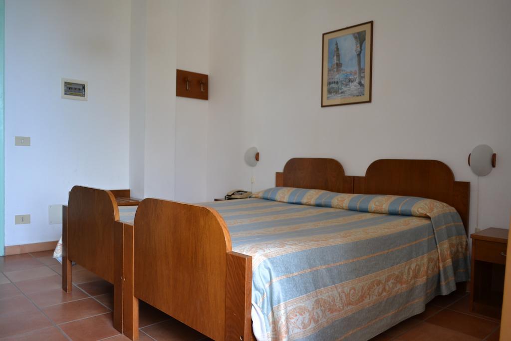 Hotel Villa Bina Sant'Angelo  ห้อง รูปภาพ