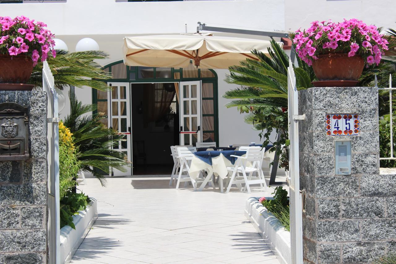 Hotel Villa Bina Sant'Angelo  ภายนอก รูปภาพ