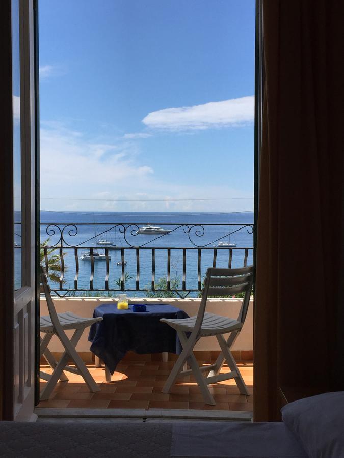 Hotel Villa Bina Sant'Angelo  ภายนอก รูปภาพ