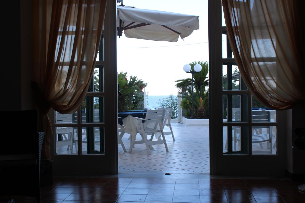 Hotel Villa Bina Sant'Angelo  ภายนอก รูปภาพ