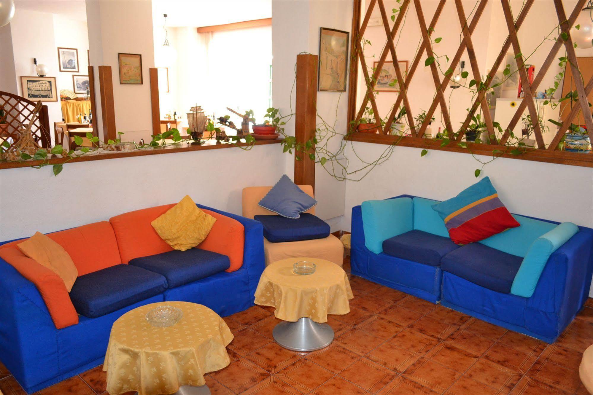 Hotel Villa Bina Sant'Angelo  ภายนอก รูปภาพ